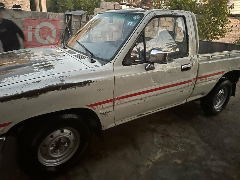 تويوتا هايلوكس